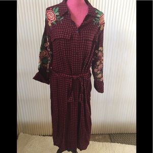 NWT Oversized Flannel Duster w embroidery